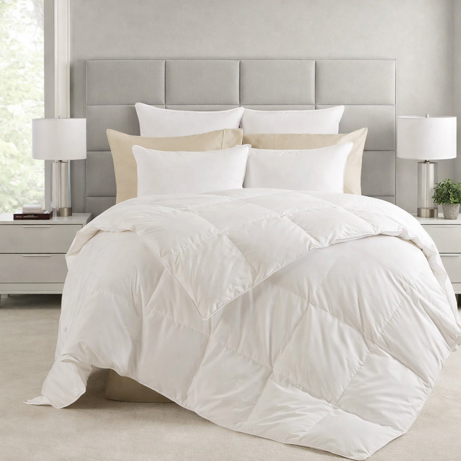 Veloria Down Alternative Comforter